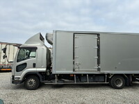 ISUZU Forward Refrigerator & Freezer Truck 2PG-FRR90T2 2022 415,000km_6