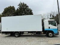 ISUZU Forward Refrigerator & Freezer Truck TKG-FRR90S2 2015 646,000km_10