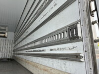 ISUZU Forward Refrigerator & Freezer Truck TKG-FRR90S2 2015 646,000km_13