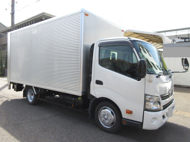 TOYOTA Toyoace Aluminum Van SKG-XZU710 2012 252,000km