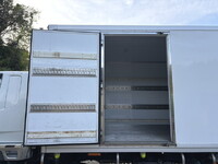 MITSUBISHI FUSO Fighter Refrigerator & Freezer Truck 2KG-FK62F 2021 256,000km_13