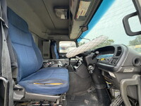ISUZU Giga Trailer Head QKG-EXD52AE 2013 864,339km_32