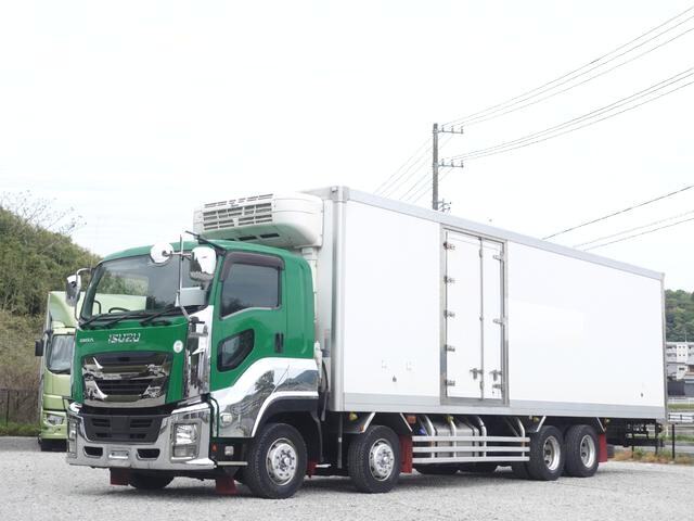 Giga Refrigerator & Freezer Truck_1