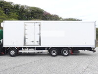 ISUZU Giga Refrigerator & Freezer Truck QKG-CYJ77B 2017 861,000km_7