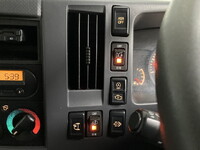 ISUZU Elf Aluminum Van TRG-NLR85AN 2019 149,000km_33