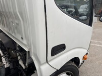 HINO Dutro Bottle Van TKG-XZU655M 2017 131,812km_30
