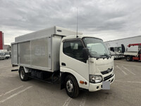 HINO Dutro Bottle Van TKG-XZU655M 2017 131,812km_3