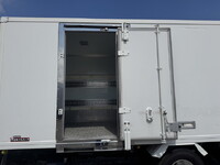 TOYOTA Toyoace Refrigerator & Freezer Truck TPG-XZU655 2018 144,212km_18