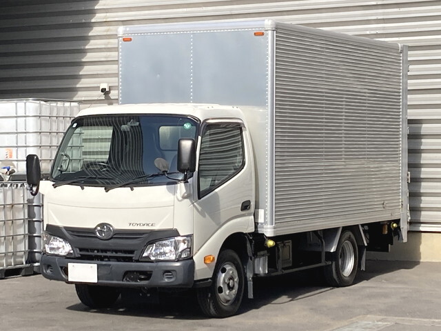 TOYOTA Toyoace Aluminum Van TPG-XZU645 2018 92,000km