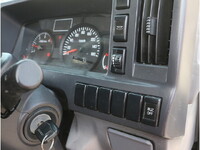 ISUZU Elf Refrigerator & Freezer Truck TKG-NHR85AN 2013 135,705km_32