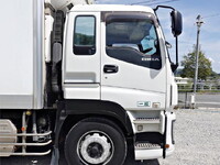 ISUZU Giga Refrigerator & Freezer Truck QKG-CYL77AA 2013 746,000km_4