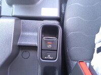 ISUZU Elf Aluminum Van 2RG-NPR88AM 2025 1,176km_31