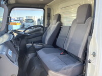 ISUZU Elf Panel Van SKG-NLR85AN 2012 103,909km_32