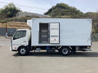 HINO Dutro Refrigerator & Freezer Truck TKG-XZU712M 2019 128,027km_5