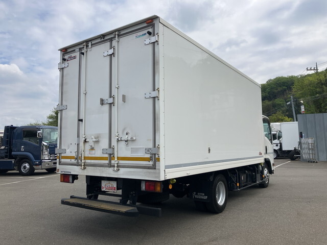 Elf Refrigerator & Freezer Truck_2