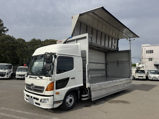 HINO Ranger Aluminum Wing TKG-FD7JLAG 2017 451,621km