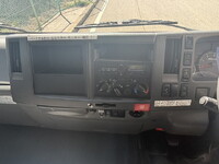 ISUZU Elf Aluminum Van TRG-NPR85AN 2016 183,000km_33