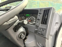 ISUZU Elf Aluminum Van 2RG-NPR88YN 2019 210,000km_32