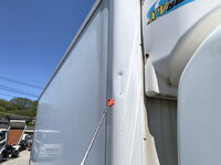 ISUZU Elf Refrigerator & Freezer Truck TPG-NLR85N 2016 327,000km_35