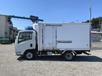 ISUZU Elf Refrigerator & Freezer Truck TPG-NLR85N 2016 327,000km_5