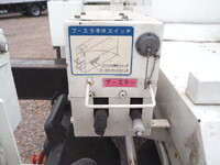 ISUZU Elf Cherry Picker BKG-NKR85AN 2011 116,367km_15