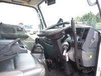 ISUZU Elf Cherry Picker BKG-NKR85AN 2011 116,367km_32