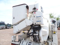 ISUZU Elf Cherry Picker BKG-NKR85AN 2011 116,367km_34