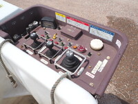 ISUZU Elf Cherry Picker BKG-NKR85AN 2011 116,367km_35