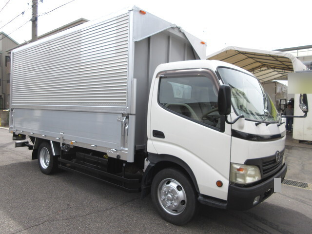 HINO Dutro Aluminum Wing BDG-XZU414M 2007 310,000km