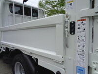 MITSUBISHI FUSO Canter Double Cab 2RG-FBA20 2025 190km_18