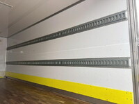 ISUZU Elf Reefer Van 2RG-NPR88YN 2021 175,200km_35