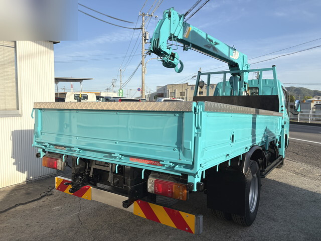 Dutro Truck (With 4 Steps Of Cranes)_2