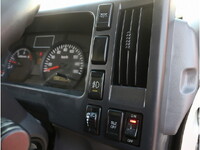 ISUZU Elf Aluminum Van TRG-NLR85AN 2017 184,394km_32