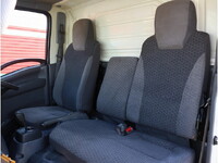 ISUZU Elf Aluminum Van TRG-NLR85AN 2017 184,394km_35