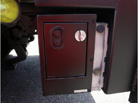 ISUZU Elf Aluminum Van TRG-NLR85AN 2017 184,394km_8