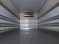 ISUZU Forward Refrigerator & Freezer Truck TKG-FRR90S2 2015 612,671km_8