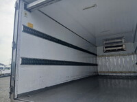 ISUZU Forward Refrigerator & Freezer Truck TKG-FRR90T2 2017 688,500km_12