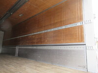 ISUZU Giga Aluminum Wing QKG-CYJ77A 2016 677,400km_11