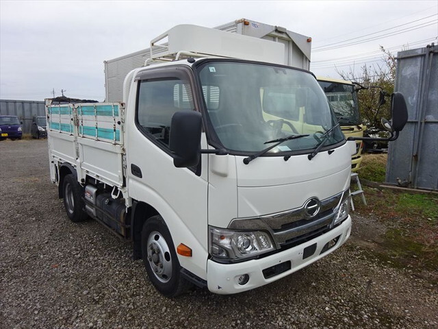 HINO Dutro Flat Body 2RG-XZU605M 2019 146,275km