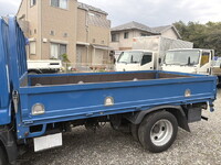 HINO Dutro Flat Body 2RG-XZU605M 2023 37,425km_7