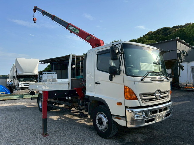 Ranger Truck (With 4 Steps Of Cranes)_1