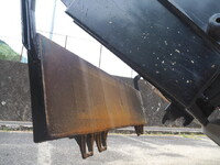 UD TRUCKS Quon Dump LDG-CW5XL 2011 739,436km_17