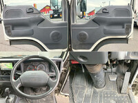 ISUZU Elf Aluminum Van TKG-NHR85AN 2015 379,144km_32