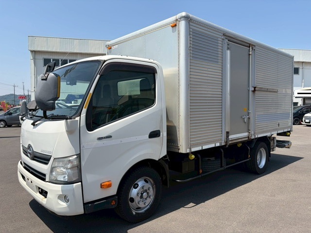 Dutro Aluminum Van_1