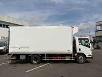 ISUZU Elf Refrigerator & Freezer Truck TPG-NPR85N 2018 557,033km_10