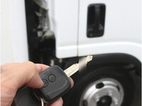 ISUZU Elf Refrigerator & Freezer Truck TRG-NLR85AN 2018 223,735km_32