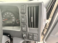 ISUZU Elf Aluminum Van 2RG-NPR88AN 2020 194,000km_20