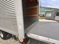 ISUZU Elf Aluminum Van 2RG-NPR88AN 2020 194,000km_9