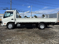 HINO Dutro Flat Body 2RG-XZU655M 2019 103,984km_3