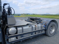 UD TRUCKS Quon Trailer Head QPG-GK5XAD 2017 624,100km_13